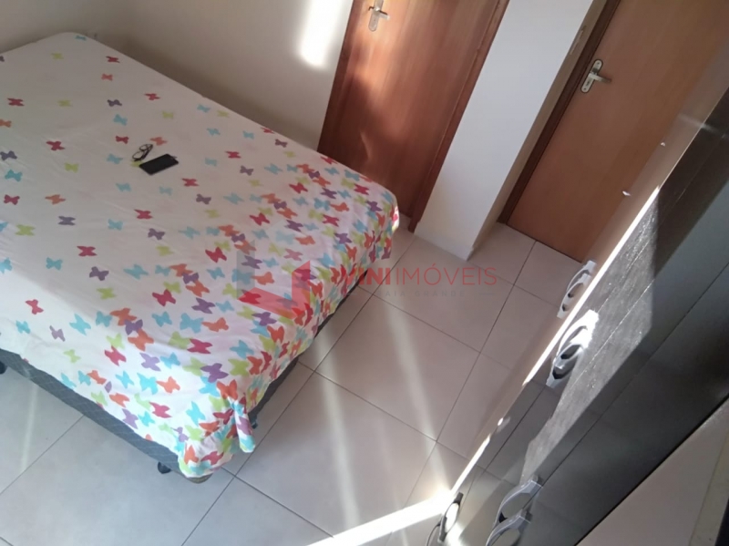 Apartamento em Vila Tupi