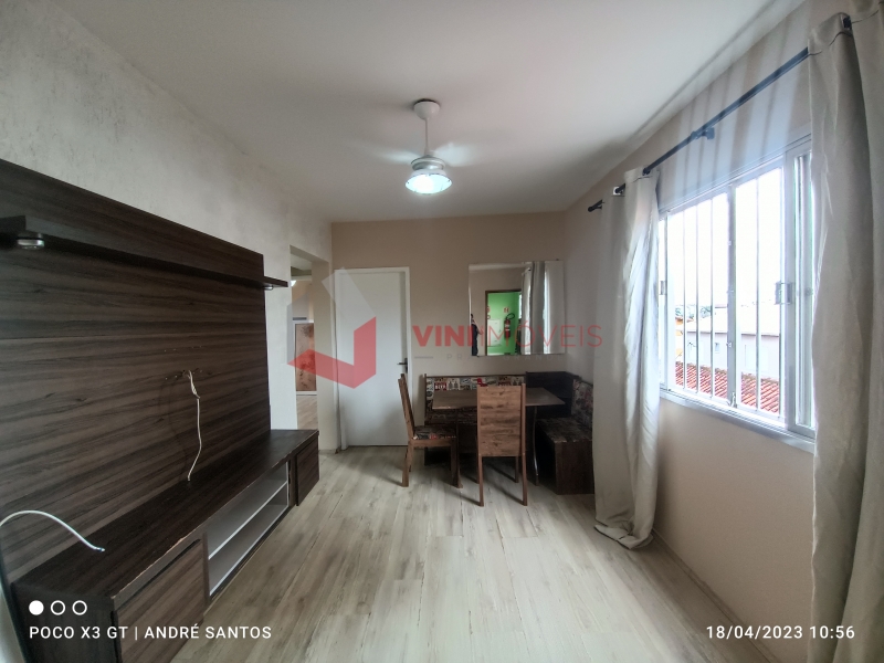 Apartamento em Vila Tupi