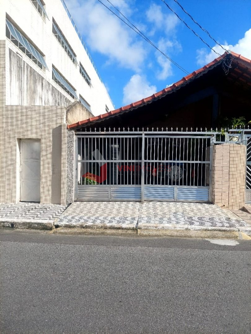 Casa em Vila Tupi