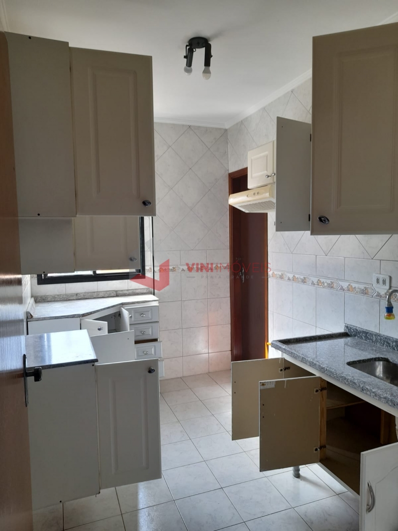 Apartamento em Vila Tupi