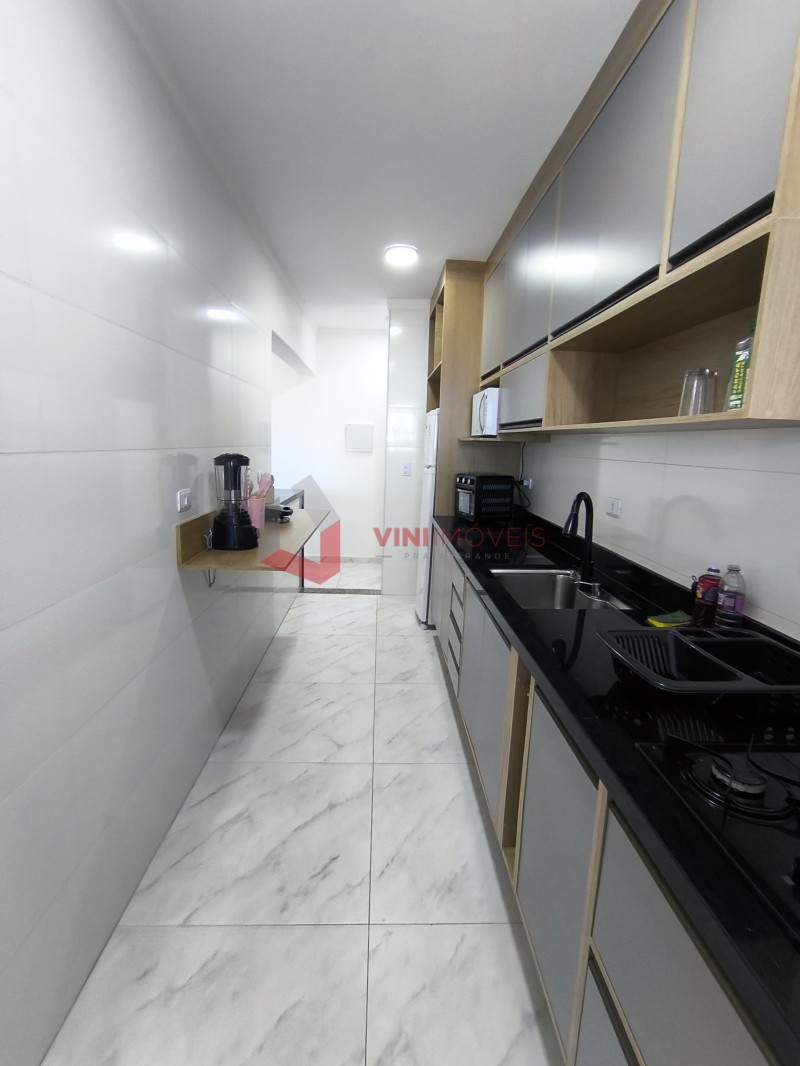 Apartamento em Vila Mirim