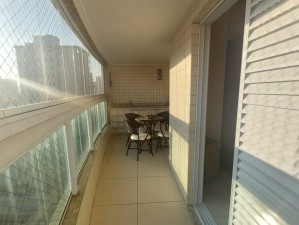 Apartamento em Praia Grande - Guilhermina
